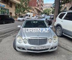 Mercedes E220