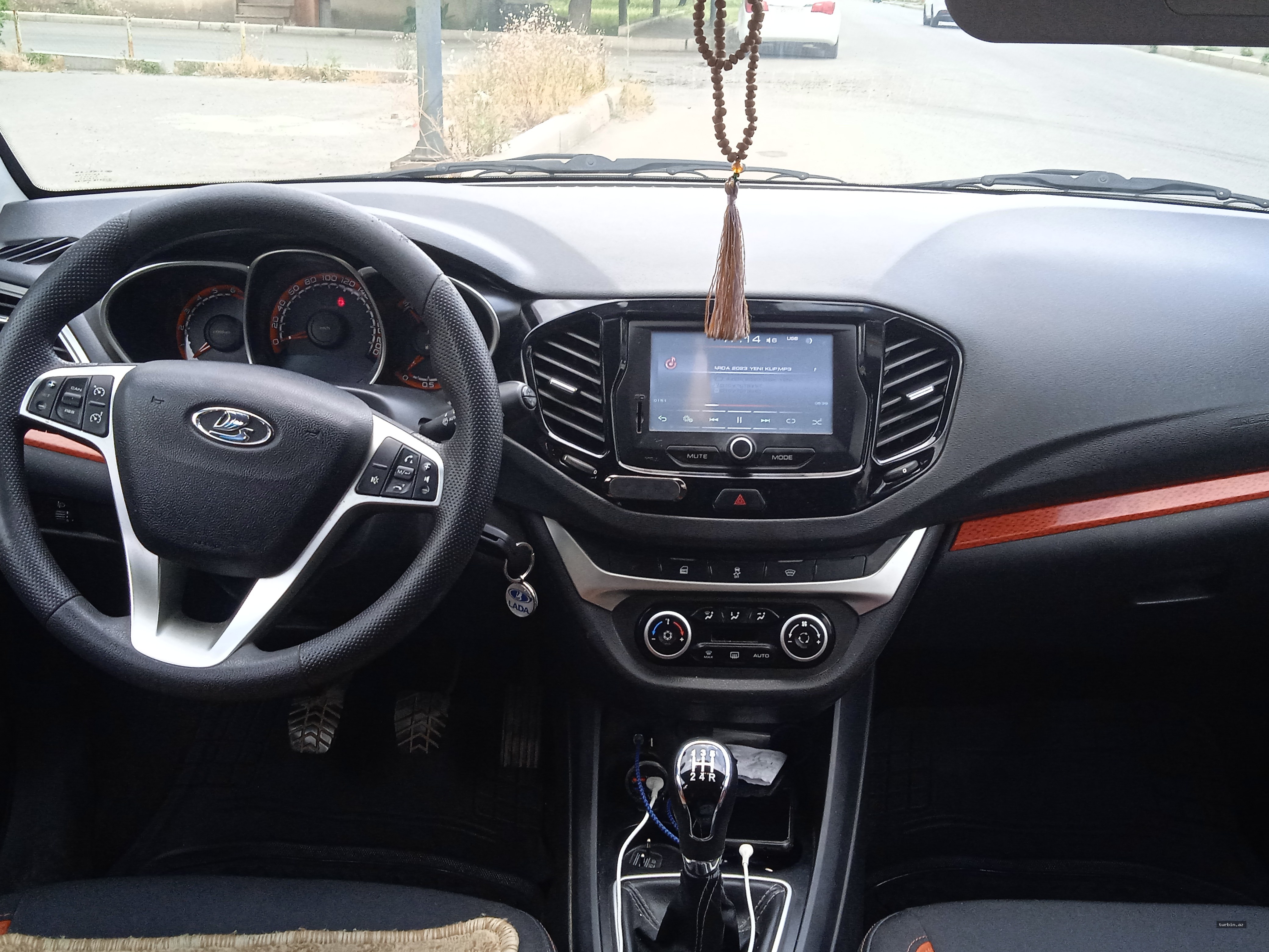 LADA (VAZ) Vesta şəkil 4