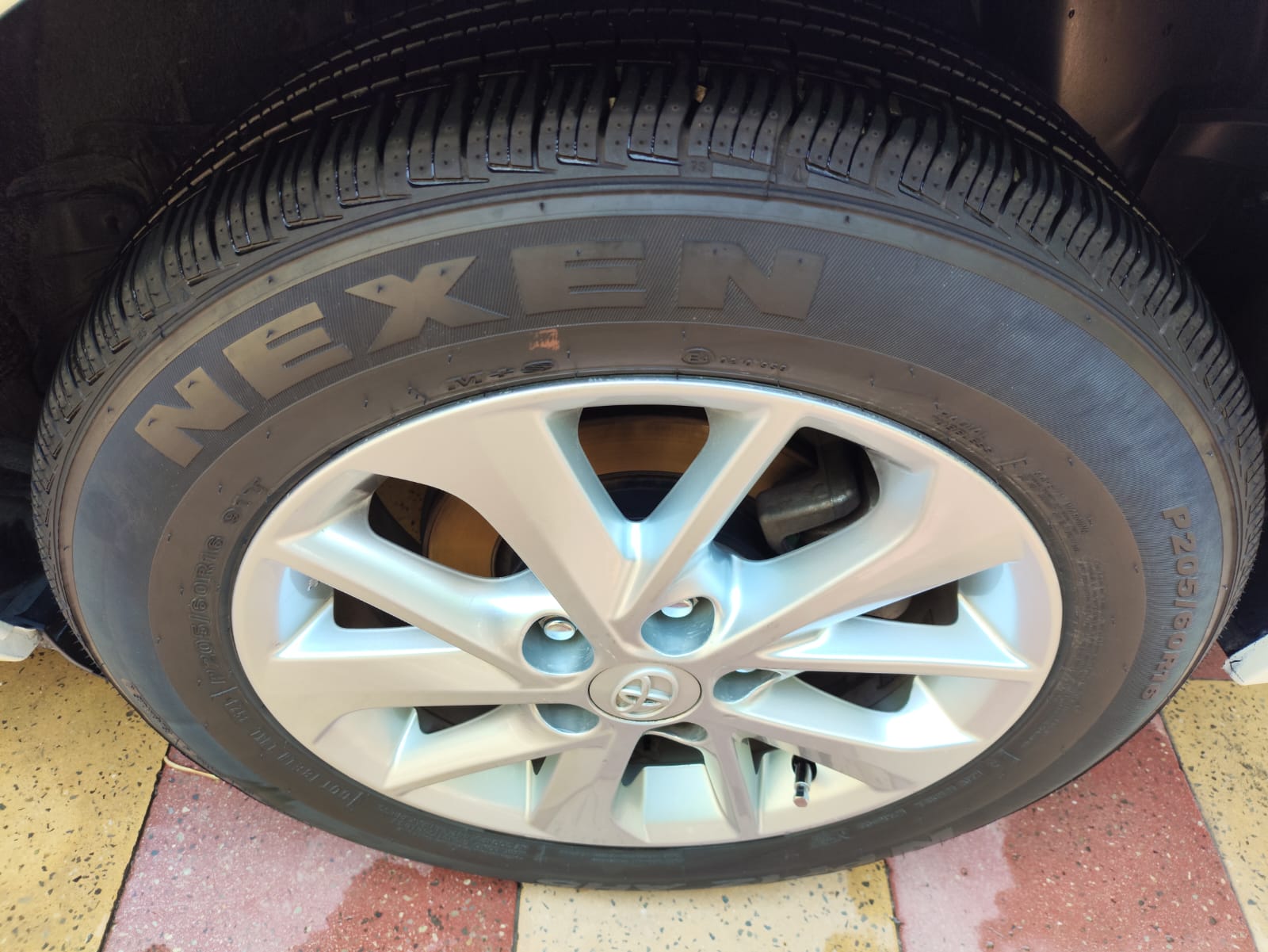 2014 Toyota Corolla 1.6 Benzin Bakı — şəkil 3