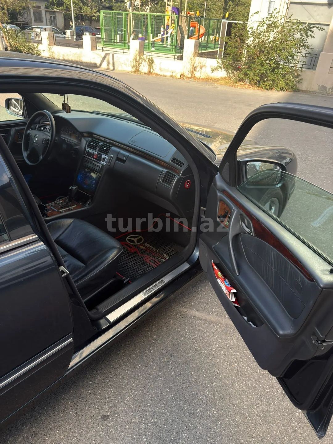 2000 Mercedes E-Class 3.2 Benzin Bakı — şəkil 5
